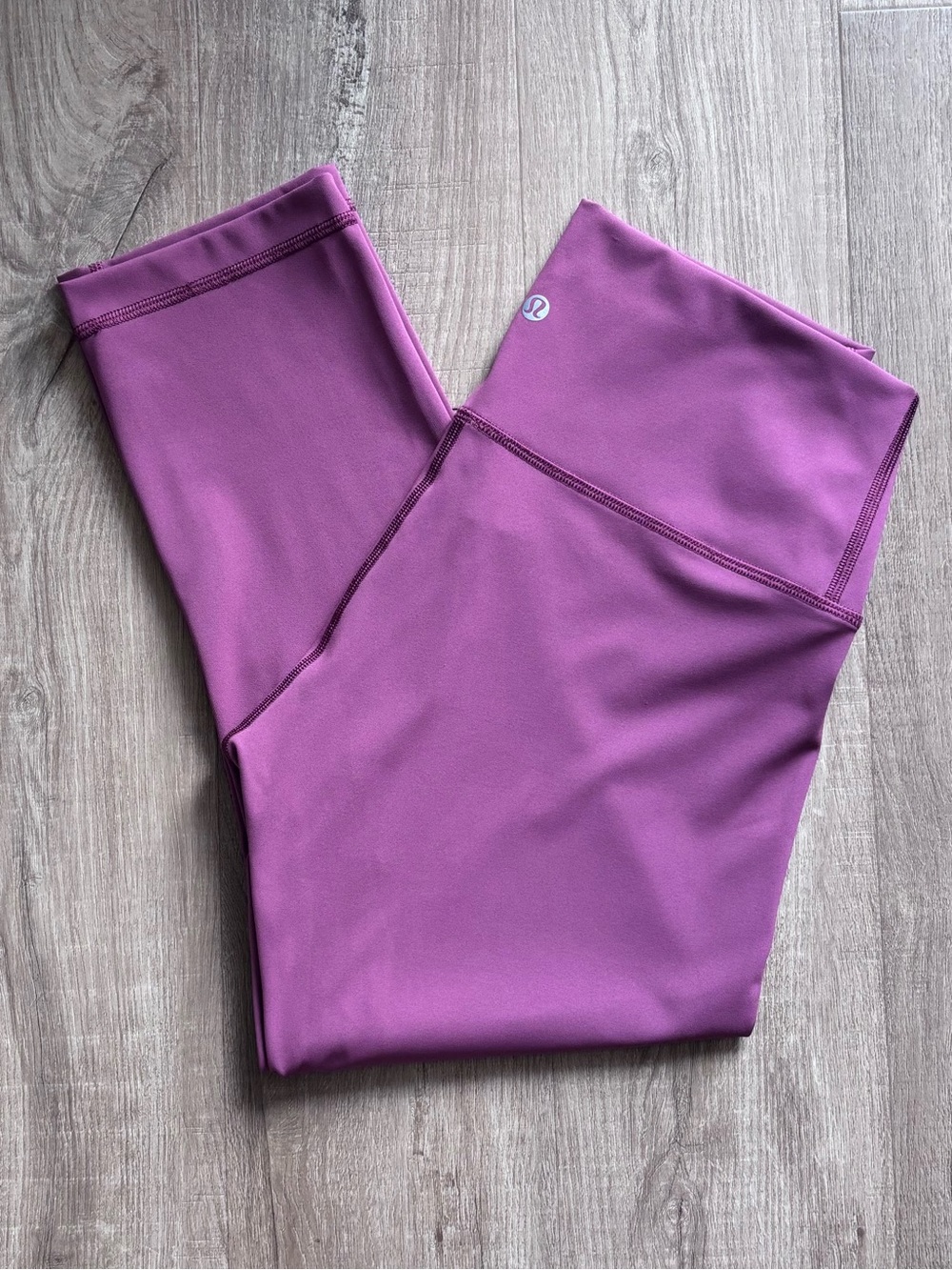 Lululemon Wunder Under Crop High Rise 21” *Full On Luxtreme